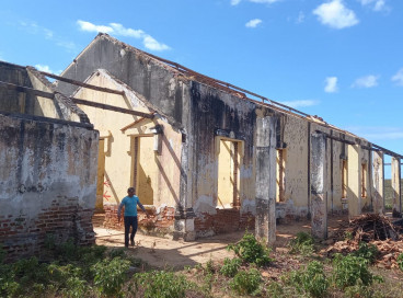 Cobertura do casarão da inspetoria no Sítio Histórico do Campo do Patu passa por restauro e reforma  