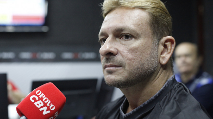 FORTALEZA, CE, BRASIL,20.01.2023: Albeci Junior, diretor de futebol do Ceará em entrevista para a radio O POVO/CBN
