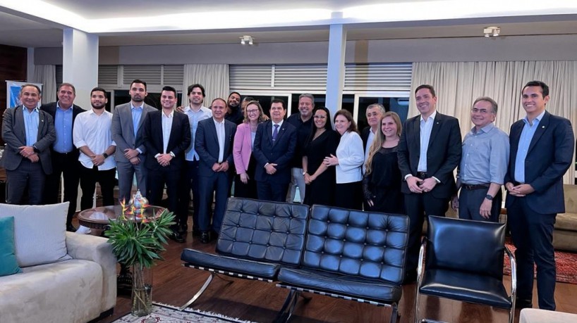 Arthur Lira com a bancada de deputados federais do Ceará