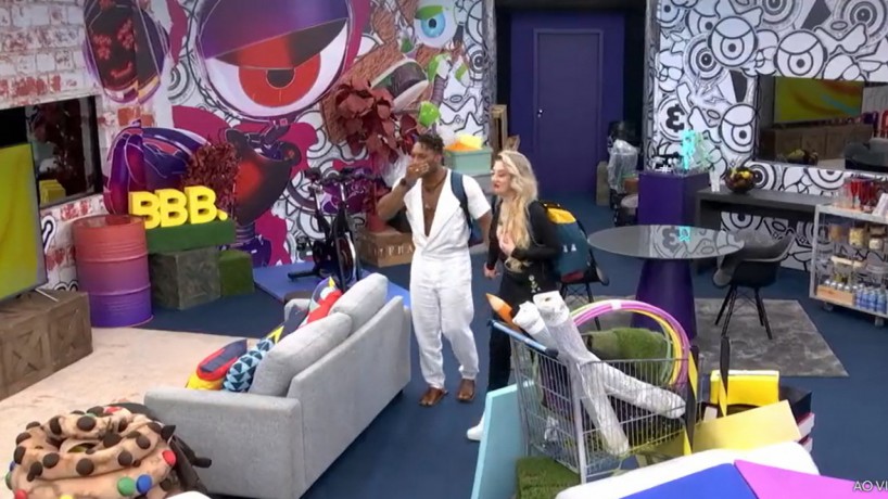 Fred Nicácio e Marília foram escolhidos para irem ao Quarto Secreto e tinham disponíveis fichas para ouvir os brothers do BBB 23
