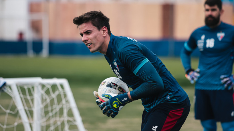 Goleiro Luan Polli em treino do Fortaleza no Centro de Excelência Alcides Santos, no Pici
