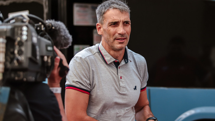 Técnico Juan Pablo Vojvoda na chegada para o jogo Fortaleza x Campinense, no PV, pela Copa do Nordeste 2023