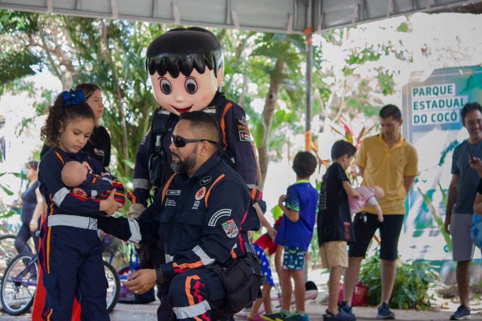 FORTALEZA, CEARÁ, BRASIL, 05-02-2023: Projeto Samuzinho orienta sobre primeiros socorros para crianças no Parque Adahil Barreto. (Foto: Samuel Setubal/ Especial para O Povo)