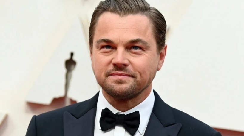 Leonardo DiCaprio é visto ao lado da modelo Eden Polani, de 19 anos, em festa na cidade de Los Angeles