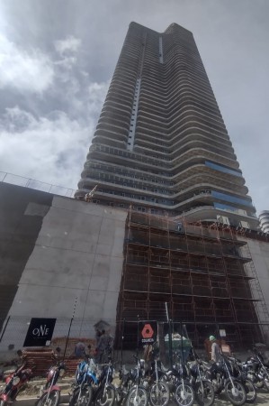 Residencial One se torna em breve o prédio mais alto de Fortaleza(Foto: Cláudio Ribeiro)