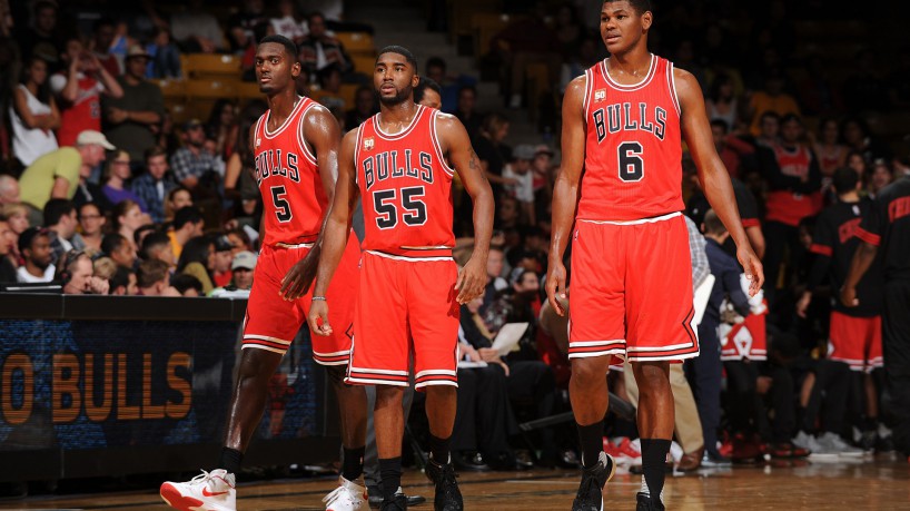 Cleveland Cavaliers x Chicago Bulls jogam hoje,11, confira onde assistir ao vivo