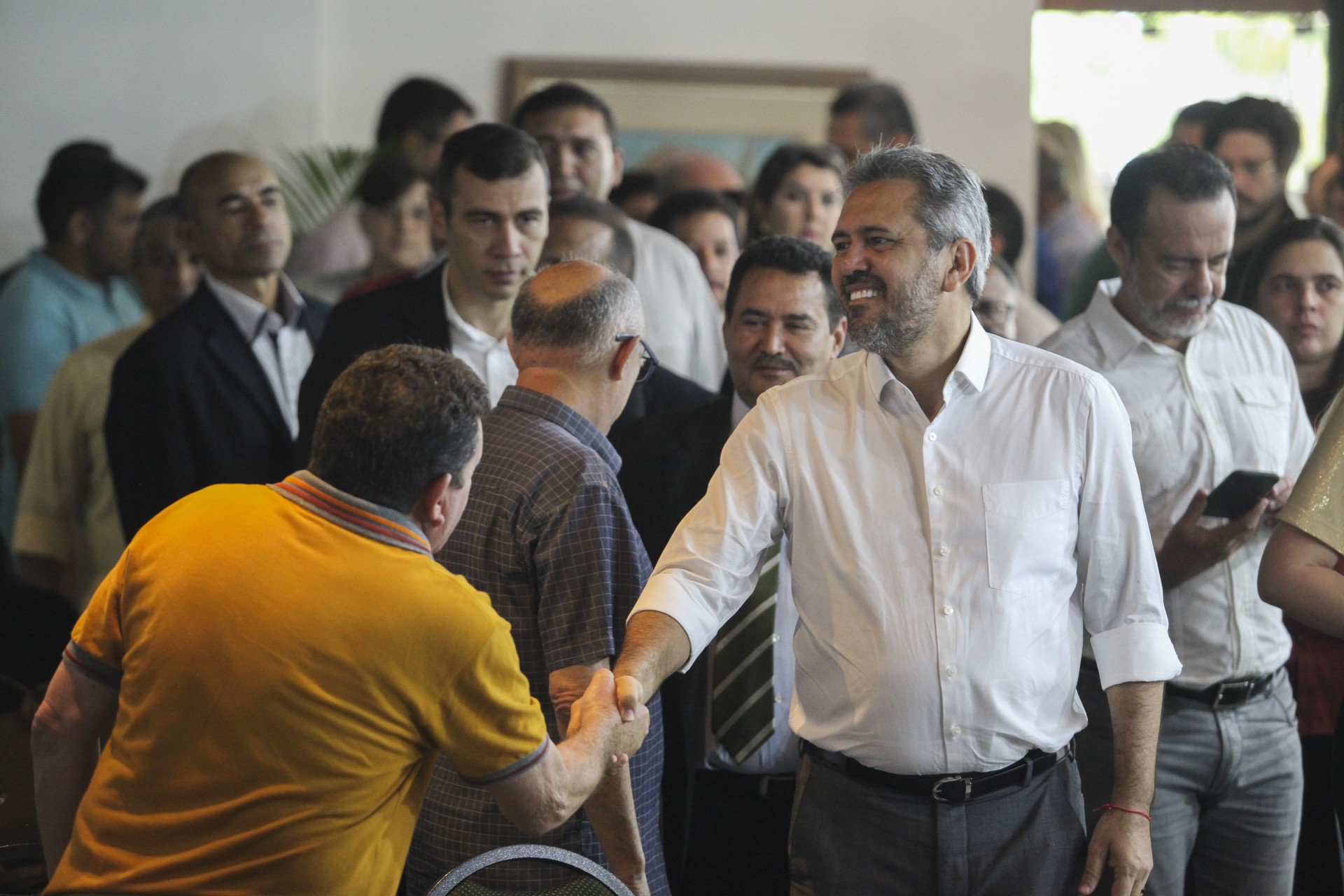 ￼Elmano de Freitas recebeu prefeitos para assinatura do programa  Garantia Safra (Foto: FÁBIO LIMA)