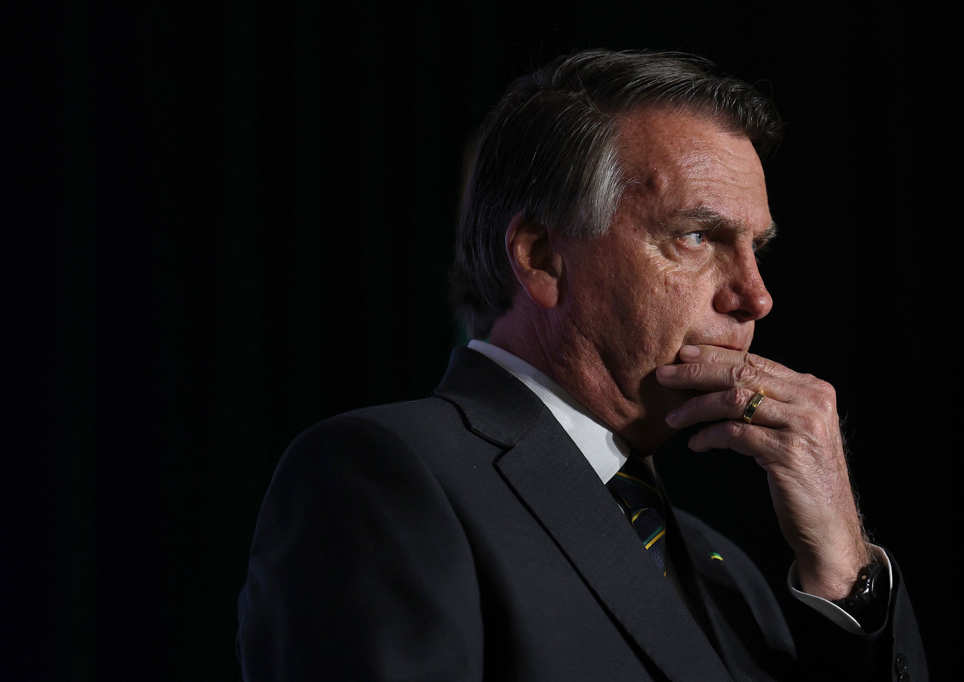  Bolsonaro foi condenado por abuso de poder político e uso indevido dos meios de comunicação (Foto: JOE RAEDLE / GETTY IMAGES NORTH AMERICA / AFP)