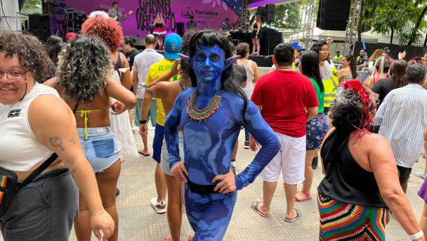 O cearense Jander Holanda foi destaque com sua fantasia do filme Avatar