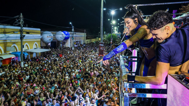 ARACATI, CEARA, BRASIL, 21.02.23: Pabllo Vittar. Carnaval em Aracati depois de 2 anos sem carnaval, movimentção na cidade. (Foto: Aurelio Alves)
