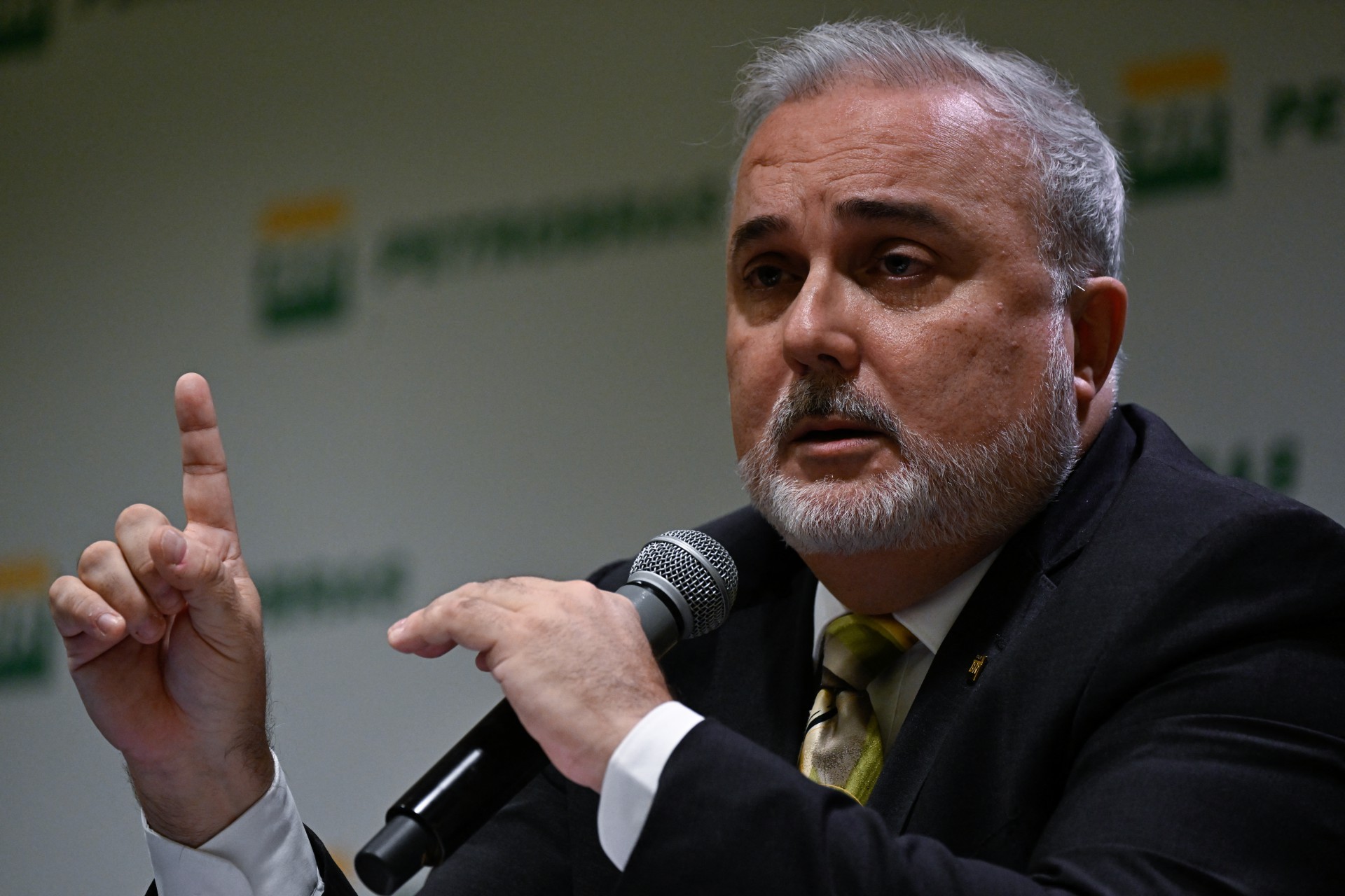 ￼PRATES defende que nova política trará mais flexibilidade para Petrobras disputar mercados (Foto: MAURO PIMENTEL / AFP)