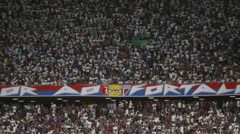 FORTALEZA, CE, BRASIL,02.03.2023: Torcida do Fortaleza no  Jogo pela Copa Libertadores da América, Fortaleza vs Maldonado, arena Castelão.