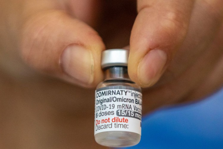 Vacina bivalente começou a ser oferecida no Ceará  