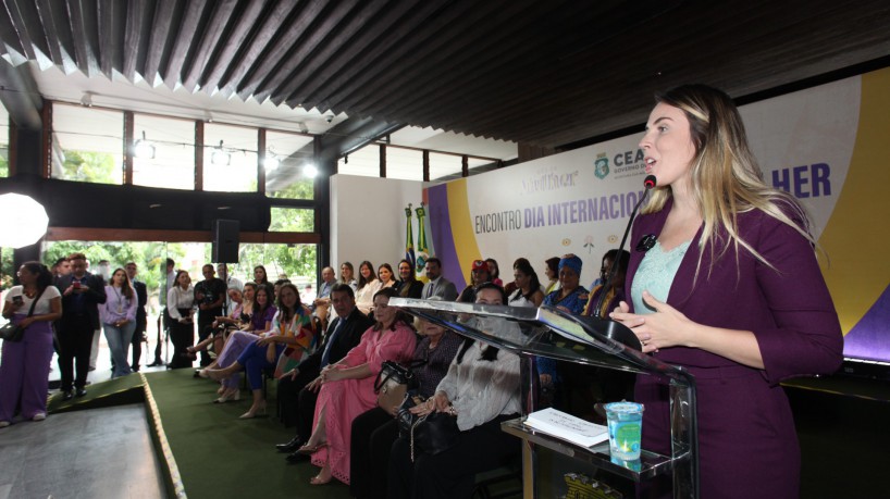 ￼VICE-GOVERNADORA Jade Romero presidiu a solenidade