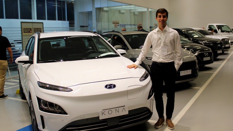 Uma das novidades é a pré-venda do SUV Hyundai Kona nas versões híbrida e 100% elétrica. 