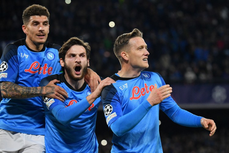 O Napoli enfrenta o Bologna pela Série A