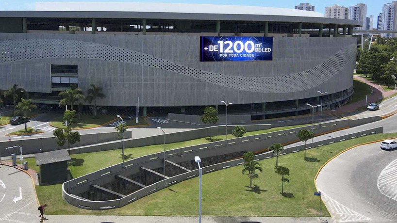 Urbmídia destaca painéis de LED como um formato de propaganda moderna e dinâmica, própria dos tempos atuais 