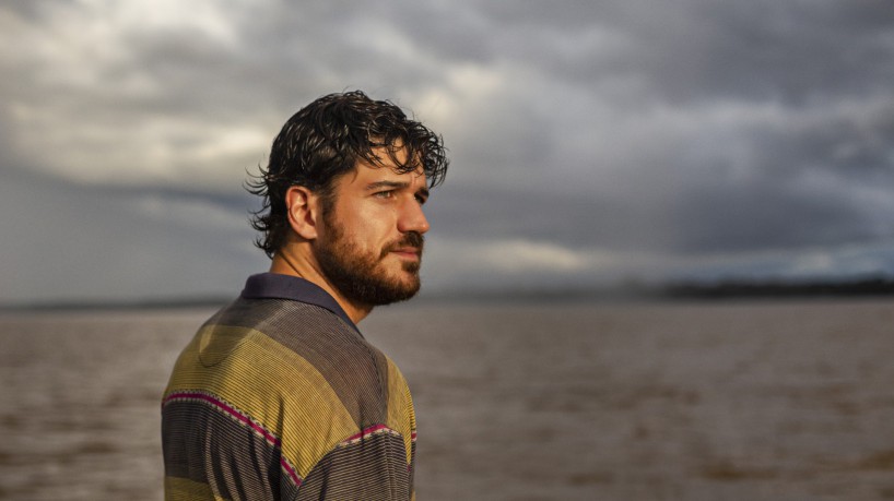 Cidade Invisível: Marco Pigossi vive o protagonista Eric em série da Netflix