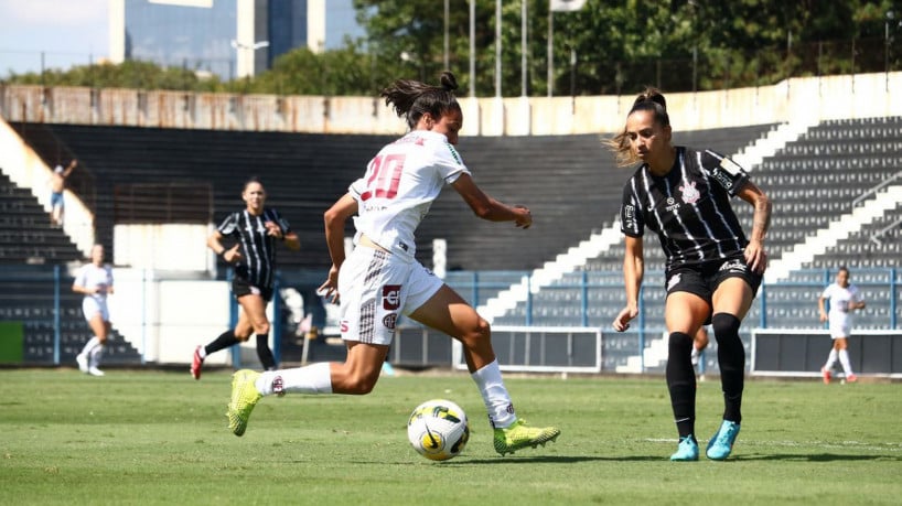 Ferroviária e Corinthians duelam pela liderança do Brasileiro Feminino. Veja quais os jogos desta segunda-feira, 22 de abril. 