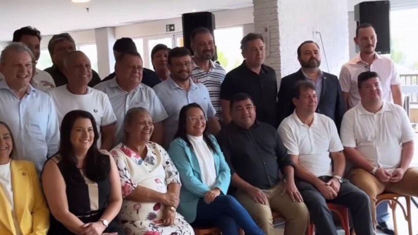 Sarto esteve com vereadores considerados da base aliada