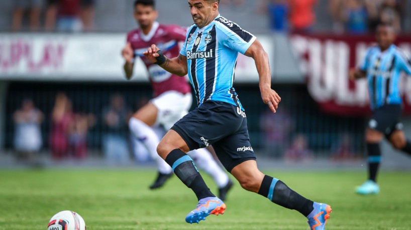 RS - FUTEBOL/GAUCHAO 2023/GREMIO X CAXIAS - ESPORTES - Lance da partida entre Caxias e Gremio disputada na tarde deste sabado no estadio Centenario, em Caxias do Sul, valida pela primeira rodada do Campeonato Gaucho 2023. FOTO: LUCAS UEBEL/GREMIO FBPA