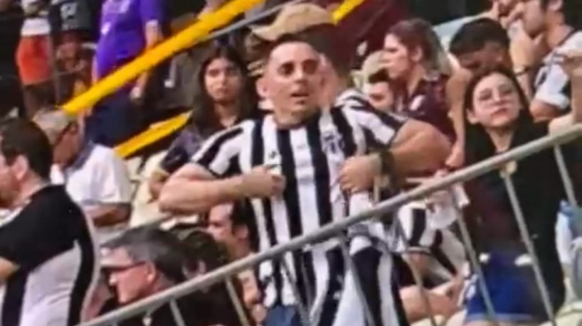 Torcedor do Ceará foi filmado fazendo atos racistas 
