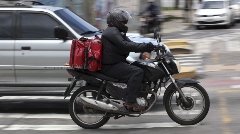 ￼PESQUISA mostra que 54,6% dos entregadores não contribuem com a Previdência