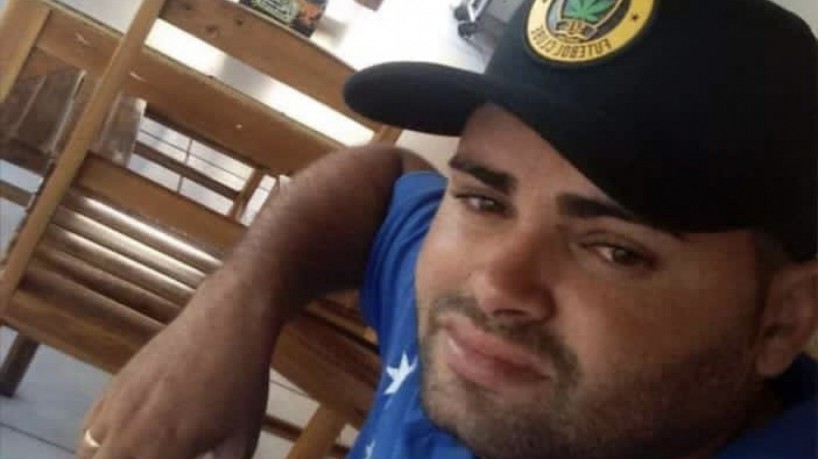 O homem foi executado em Pajuçara, em Maracanaú (foto: via WhatsApp O POVO )