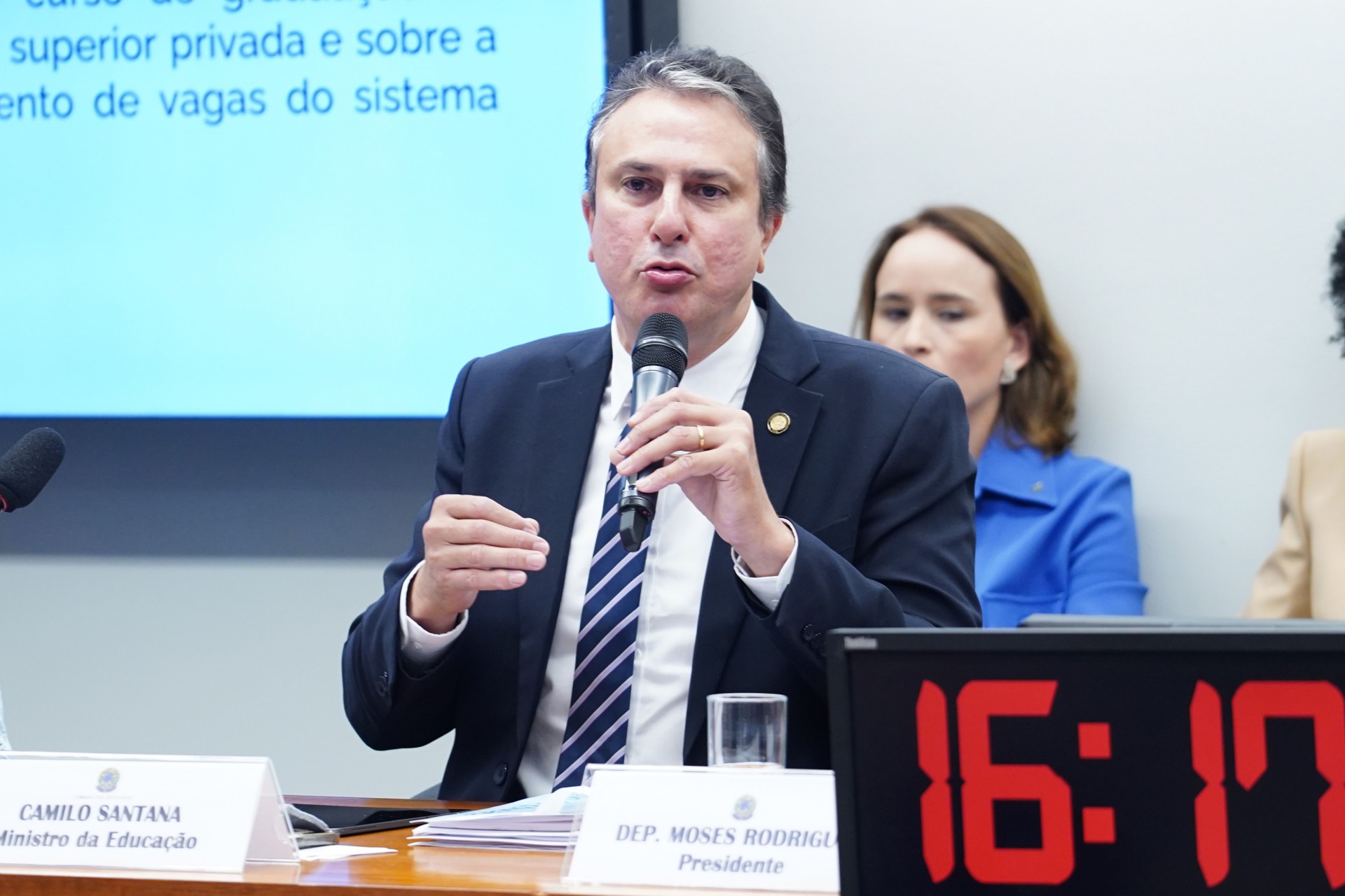 ￼MINISTRO da Educação, Camilo Santana, na Comissão de Educação da Câmara dos Deputados (Foto: Pablo Valadares/Câmara dos Deputados)