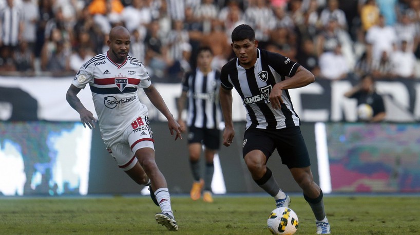 São Paulo x Botafogo ao vivo: onde assistir ao jogo do Brasileirão online