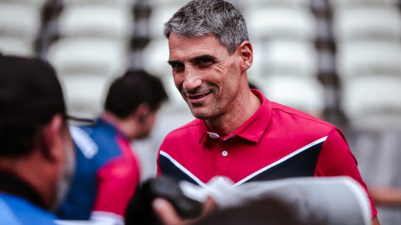 Técnico Juan Pablo Vojvoda no jogo Fortaleza x Ceará, na Arena Castelão, pelo Campeonato Cearense 2023