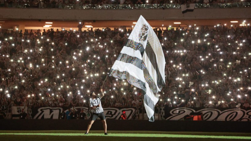 Torcida do Ceará no jogo Ceará x Sport, na Arena Castelão, pela final da Copa do Nordeste 2023