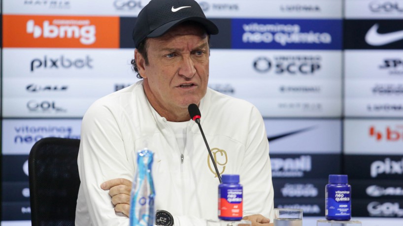 Cuca em entrevista coletiva de apresenta&ccedil;&atilde;o no Corinthians na &uacute;ltima quinta-feira, 20; t&eacute;cnico passou menos de uma semana no cargo