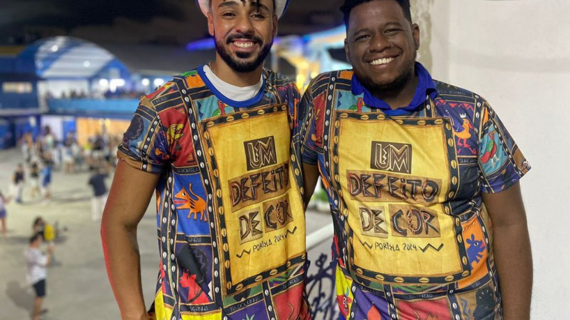 Livro Um Defeito de Cor inspira enredo da Portela de 2024