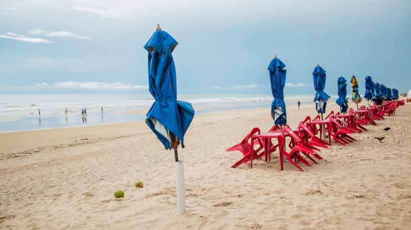 FORTALEZA, CEARÁ, 01-05-2023: Movimentação na Praia do Futuro, no feriado do Dia do Trabalhador. (Foto: Fernanda Barros/ O Povo).