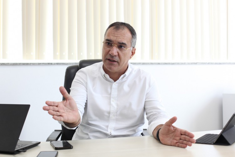 FORTALEZA, CE, BRASIL,03.05.2023: Eduardo Neves, presidente da ZPE. Porto do Pecém.