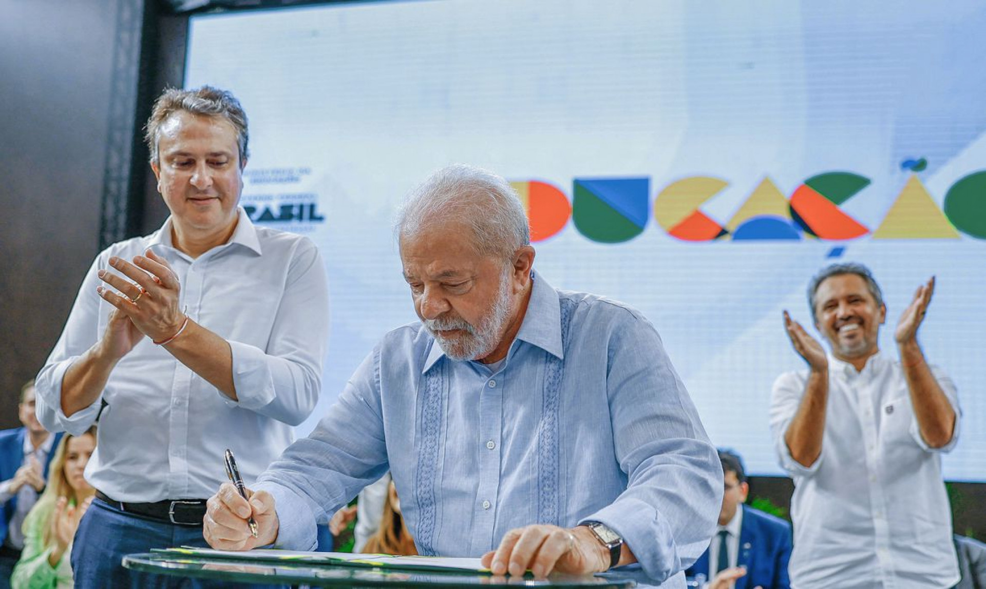 Lula diz que base de apoio no Congresso será testada a cada votação  (Foto: )