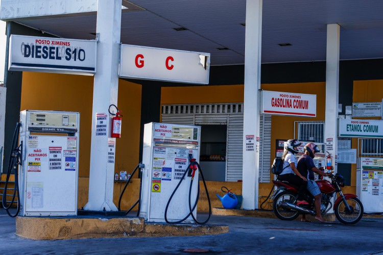 FORTALEZA-CE, BRASIL, 17-05-2023: Posto de Gasolina no bairro Bonsucesso. (Foto: Aurélio Alves/O Povo) 