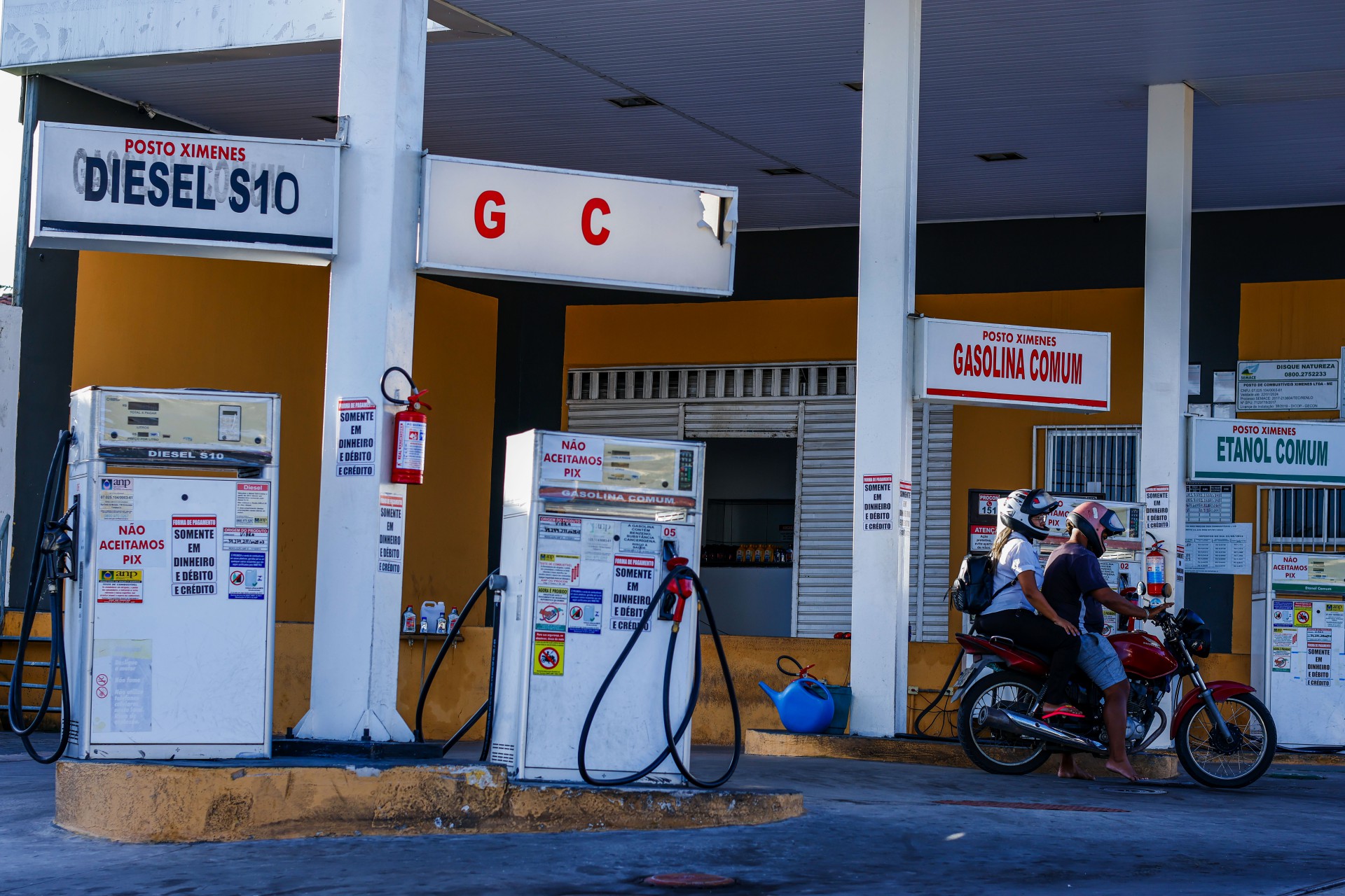 FORTALEZA-CE, BRASIL, 17-05-2023: Posto de Gasolina no bairro Bonsucesso. (Foto: Aurélio Alves/O Povo) (Foto: AURÉLIO ALVES)