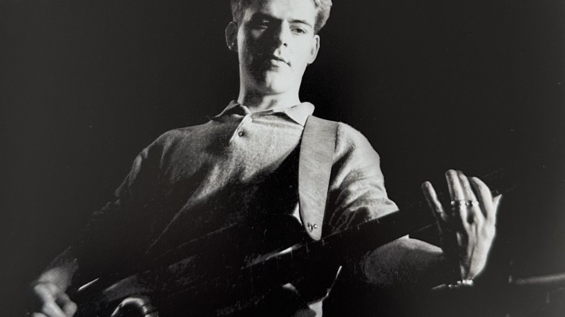 Andy Rouker faleceu após luta contra câncer no pâncreas; informação de sua morte foi publicada pelo ex-companheiro de banda, Johnny Marr