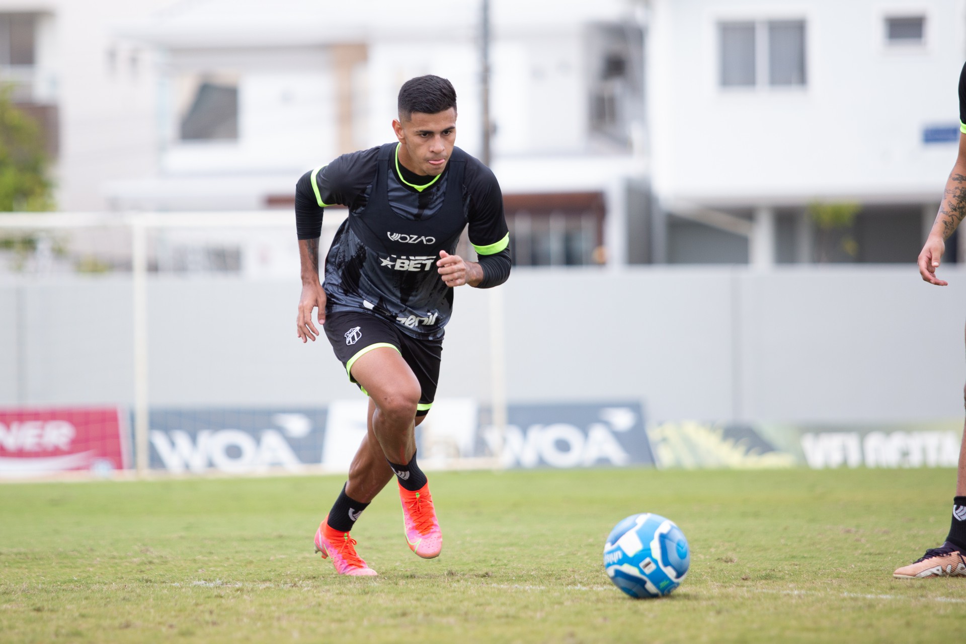 David Ricardo fala sobre adaptação na lateral e instabilidade defensiva David Ricardo fala sobre adaptação na lateral e instabilidade defensiva