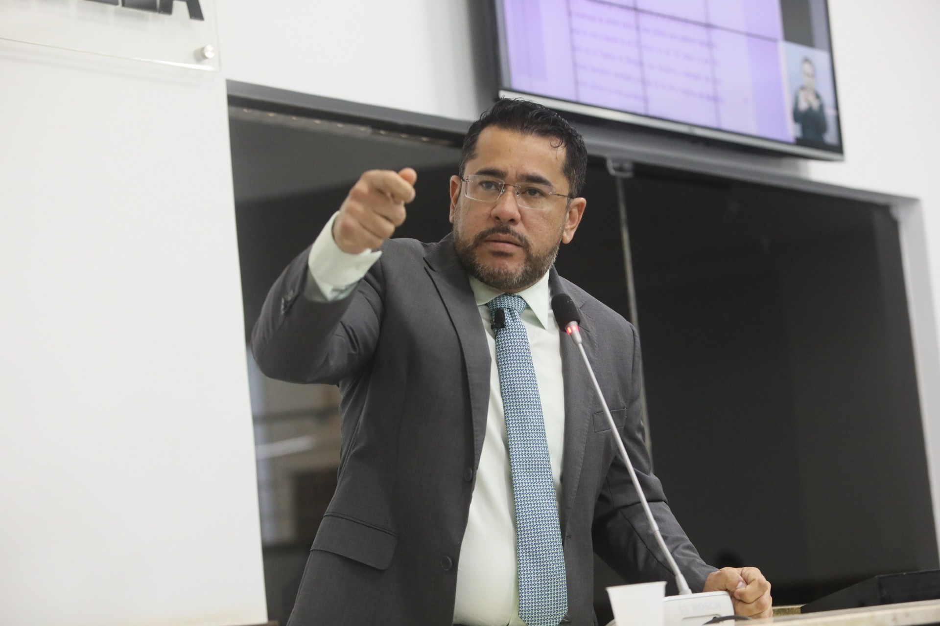 ￼DECISÃO absolve Márcio Martins da acusação de abuso de poder econômico (Foto: ANDRE LIMA/CMFOR)