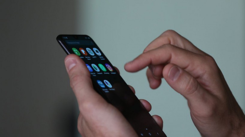 Os suspeitos buscavam criar um vínculo com as vítimas para que, posteriormente, recebessem fotos íntimas  