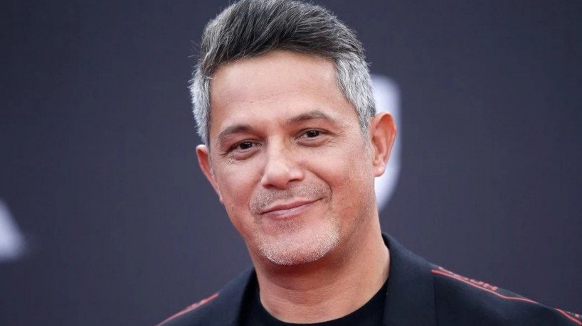Alejandro Sanz seguirá com shows da turnê internacional; Cantor espanhol havia compartilhado sobre sua saúde mental e deixou fãs preocupados