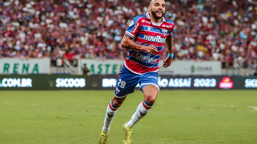Atacante Guilherme no jogo Fortaleza x São Paulo, na Arena Castelão, pelo Campeonato Brasileiro Série A 2023
