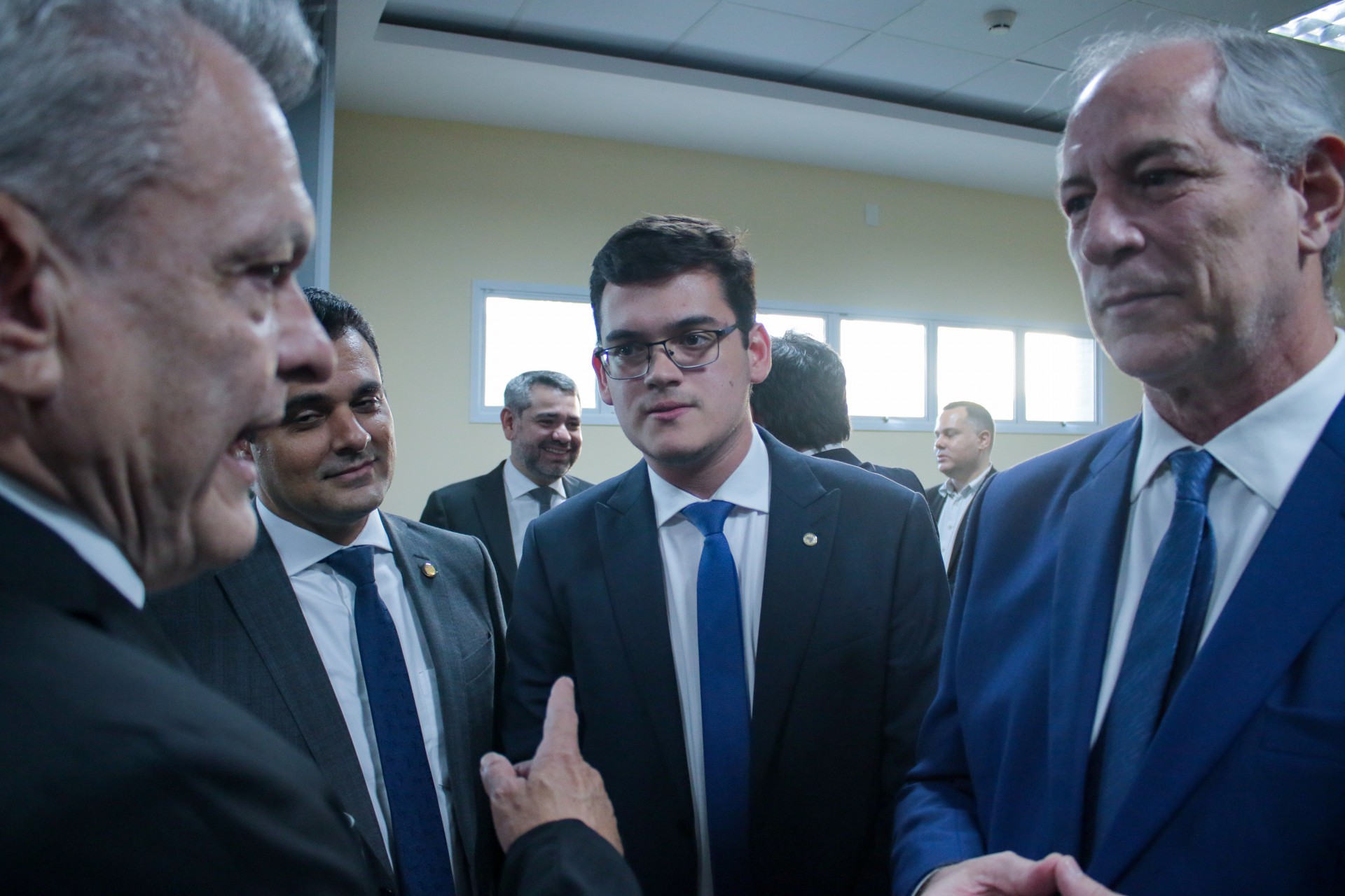 ￼Ciro deu mais atenção à 
turma do PL que ao irmão, Cid (Foto: Samuel Setubal)