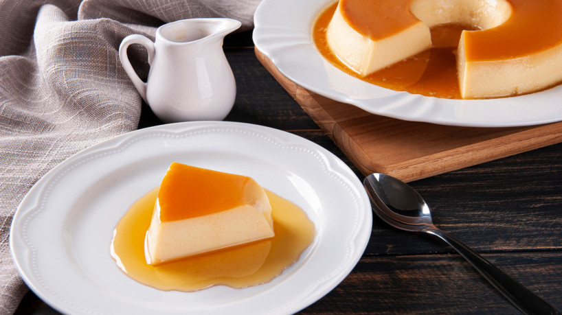 Pudim de pão (Imagem: Flavia Novais | Shutterstock)