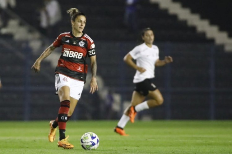 O Flamengo vai enfrentar o RB Bragantino: veja onde assistir aos jogos desta segunda, 15 de abril.  
