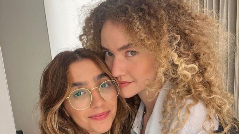 A dupla Anavitória são as mais ouvidas em playlists de Dia dos Namorados no Brasil