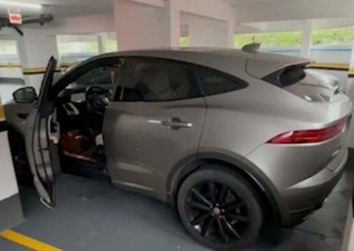 Carro apreendido avaliado em R$ 300 mil 